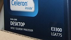 INTEL Celeron Dual-Core E3300 到着
