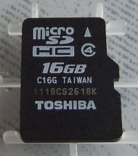 東芝microSDHC 16GB