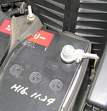 MPV、バッテリ-外す前 MPV、バッテリ-外す前