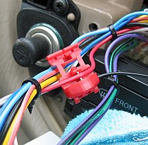 MPV、オーディオACC電源1 MPV、オーディオACC電源1