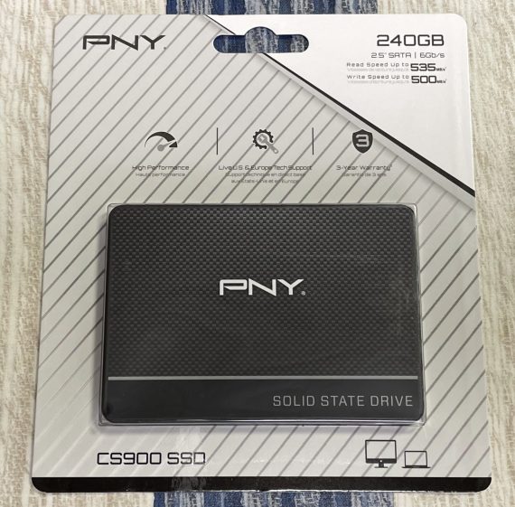 PNY 2.5インチ SSD7CS900-240-RB 
