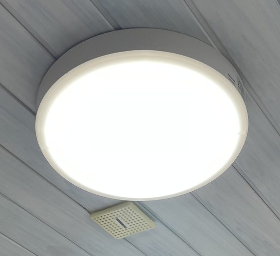 浴室の照明、LED灯へ 7